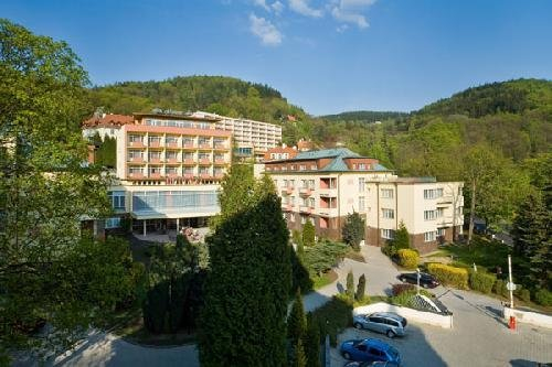 Navštivte luxusní ubytování v Karlových Varech Hotelu Resort Sanssouci ****   
